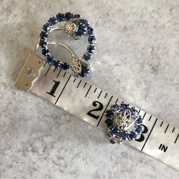 Sapphire Blue Rhinestone Tulips Brooch & Clip-on Earrings Set - Picture 6 of 6